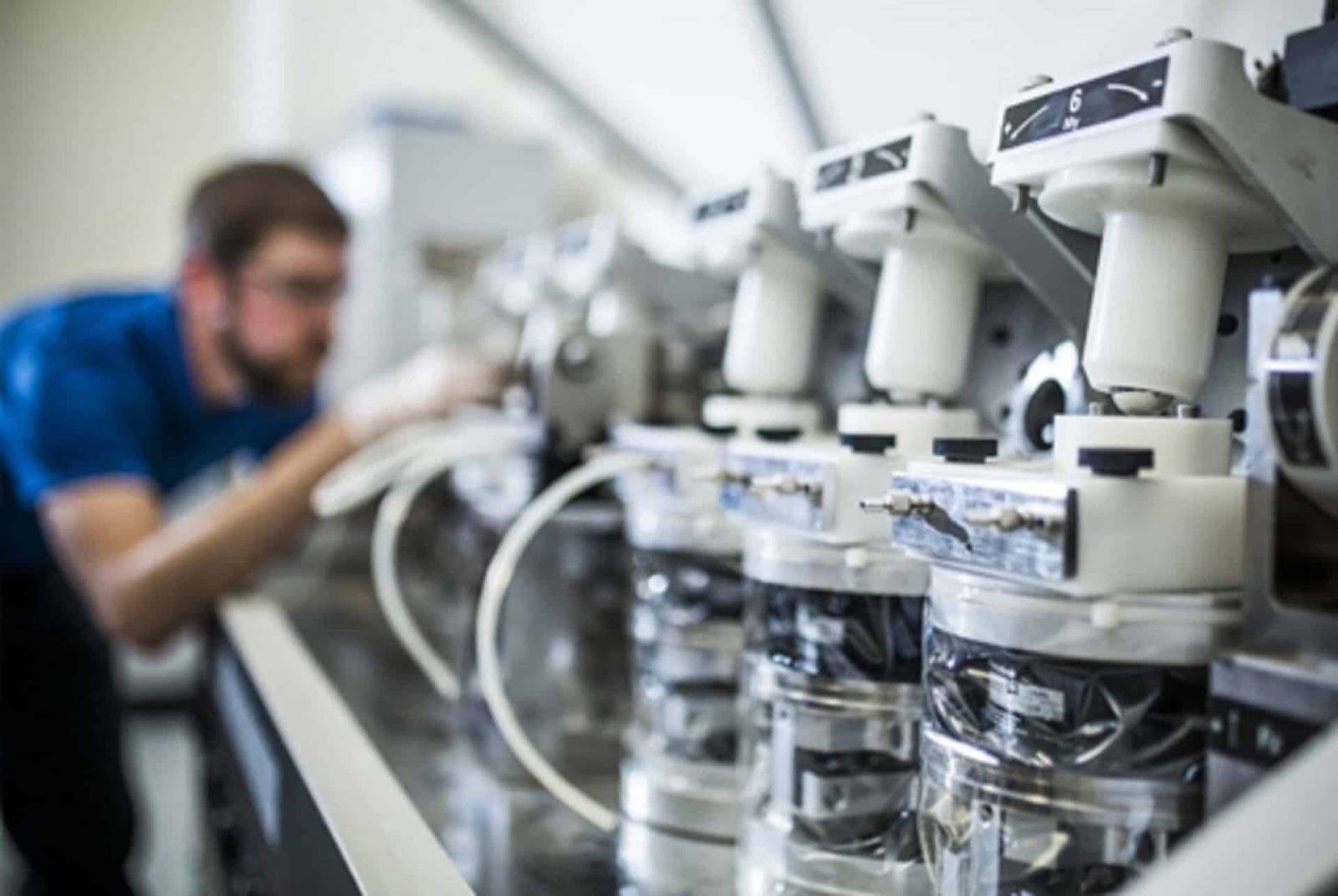 What Role Does CNC Machining Play in Medical Device Manufacturing?